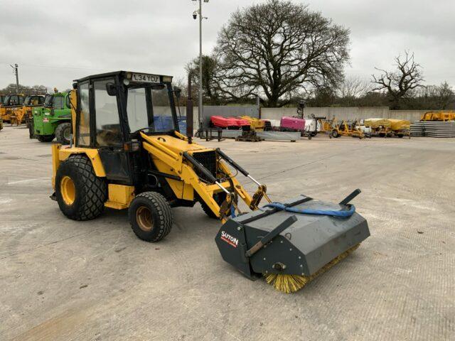 Lewis Badger Wheeled Digger