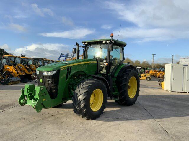 John Deere 8270R Tractor (ST21773)