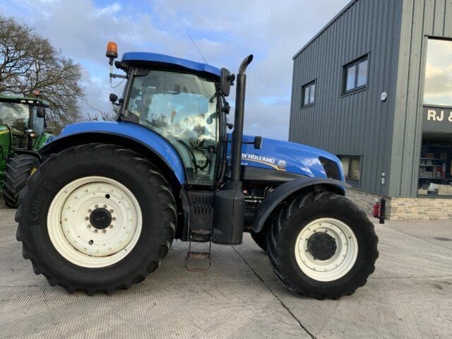 New Holland T7.235 Tractor (ST21155)