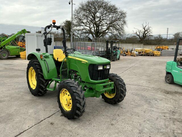 John Deere 5055E Compact Tractor (ST21914)