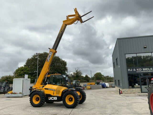 JCB 542-70 Agri Xtra Telehandler (ST21340)