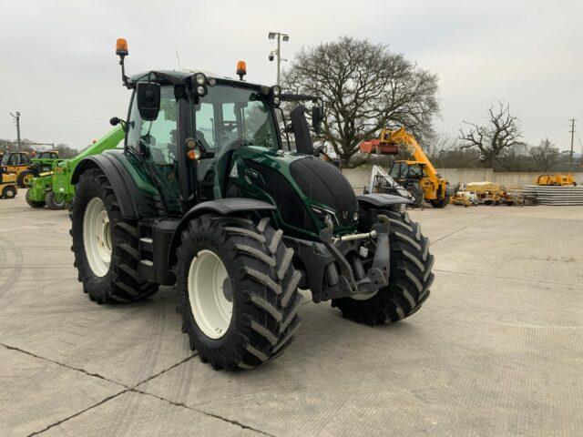 Valtra N174 Direct Tractor (ST22090)