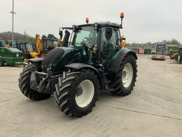 Valtra N174 Direct Tractor (ST22090)