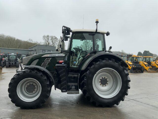 Fendt 724 Profi Plus Tractor (ST22073)