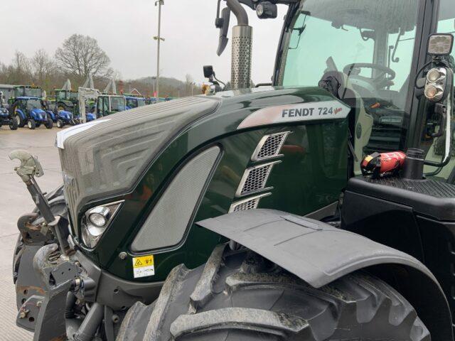 Fendt 724 Profi Plus Tractor (ST22073)