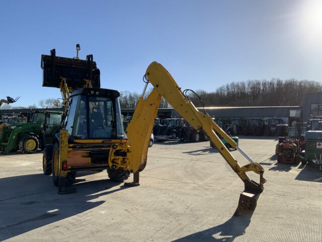 JCB 3CX Project 12 Site Master Wheeled Digger (ST22081)