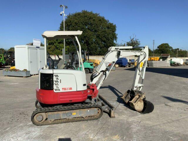 Takeuchi TB23R Digger (ST21241)