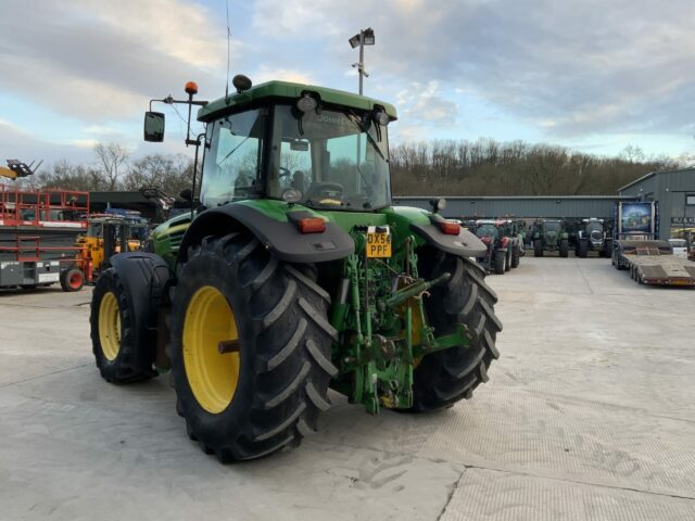 John Deere 7820 Tractor (ST22121)