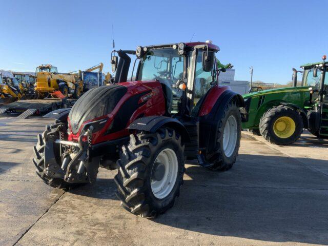 Valtra T154 Active Tractor (ST21958)