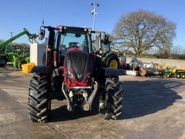 Valtra T154 Active Tractor (ST21958)