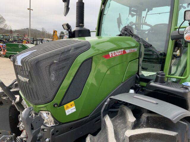 Fendt 314 Profi Plus Tractor (ST21552)