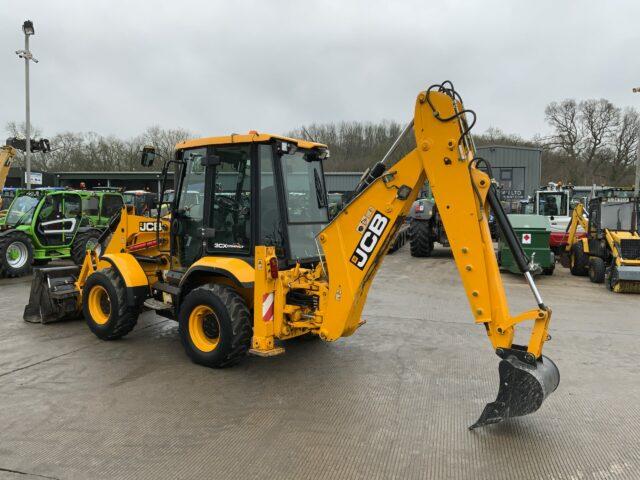 JCB 3CX Compact Wheeled Digger (ST22046)