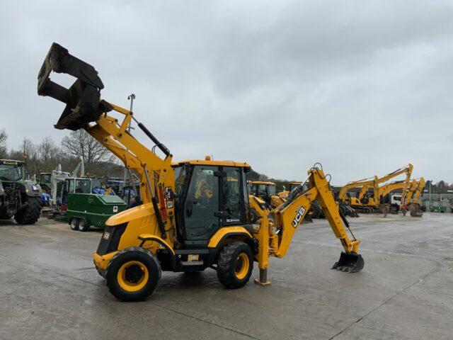 JCB 3CX Compact Wheeled Digger (ST22046)