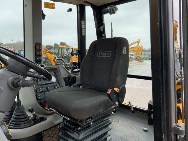 JCB 3CX Compact Wheeled Digger (ST22046)