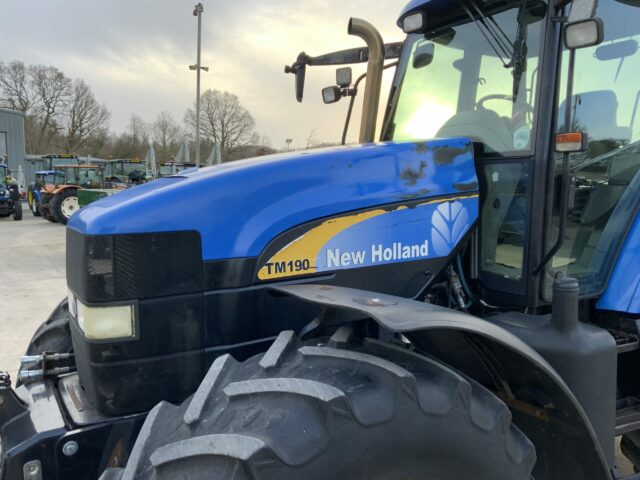 New Holland TM190 Tractor (ST22096)