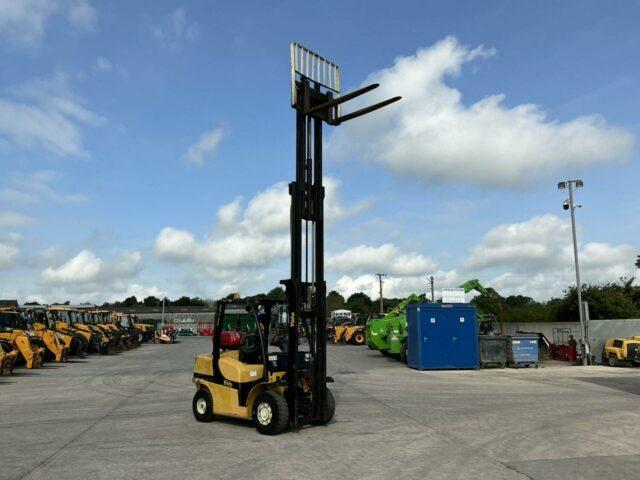 Yale GLP40 VX6 Gas Forklift (ST20056)