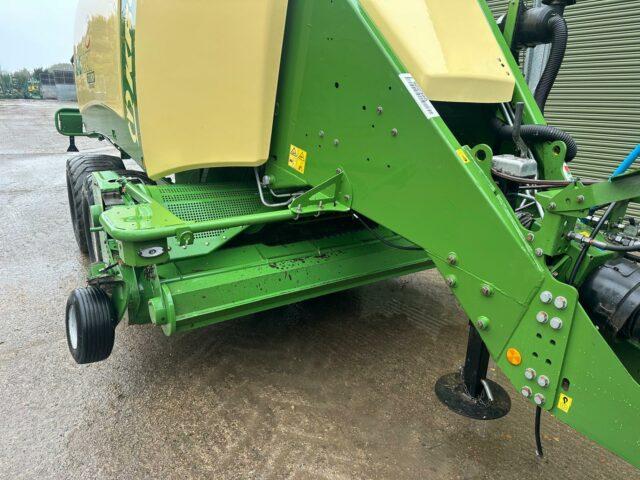 Krone BiG Pack 870 HDP Multibale Baler