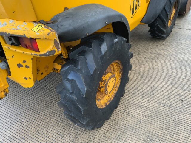 JCB 527-55 (ST22120)