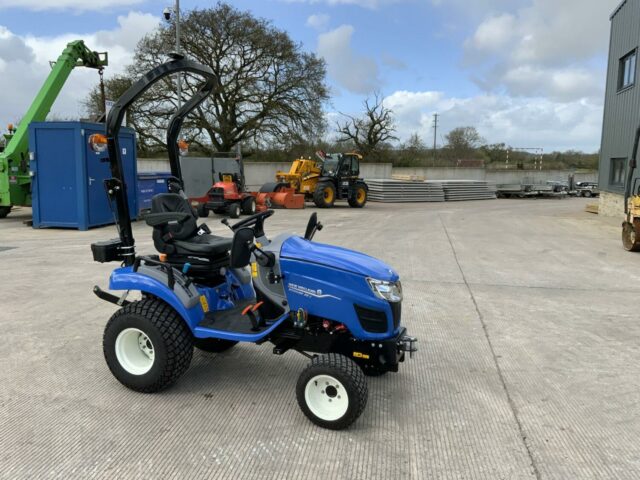 New Holland Boomer 25C Compact Tractor (ST19597)