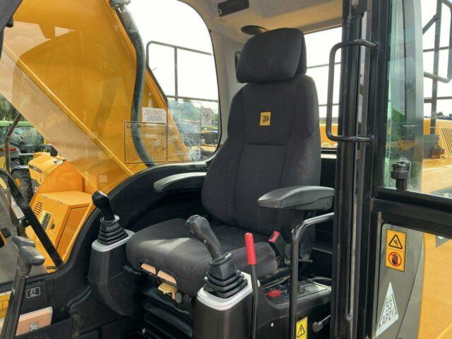 JCB JS370.LC T4 Digger (ST20800)