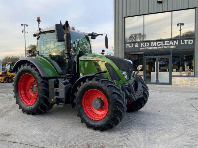 Fendt 724 Profi Plus Tractor (ST18844)