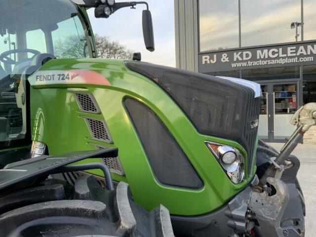 Fendt 724 Profi Plus Tractor (ST18844)