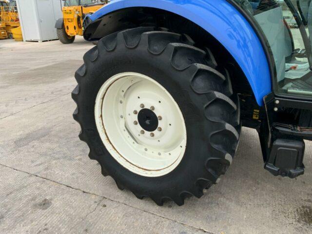 New Holland T5.105 Tractor (ST21824)