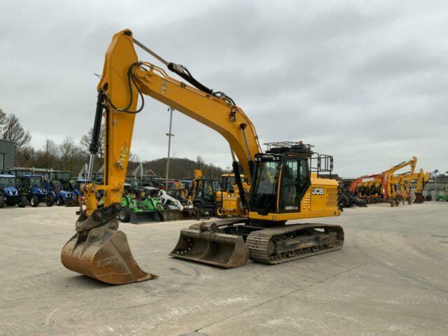 JCB 220X LC Digger (ST21870)