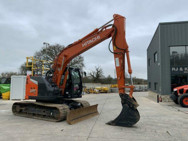 Hitachi Zaxis 135 US Digger (ST21815)