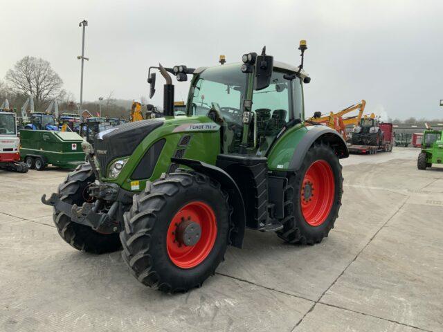 Fendt 718 Profi Plus Tractor (ST22009)