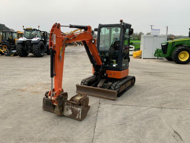 Hitachi Zaxis 26U Digger (ST21385)