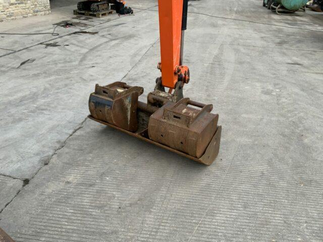 Hitachi Zaxis 26U Digger (ST21385)