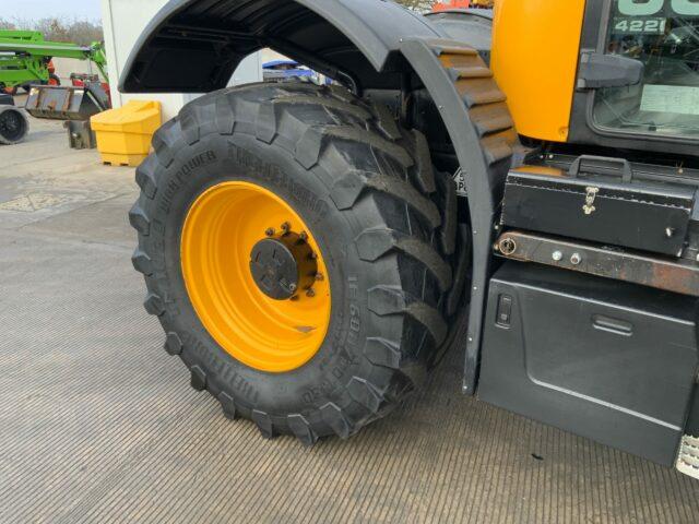 JCB 4220 Fastrac Tractor (ST21852)