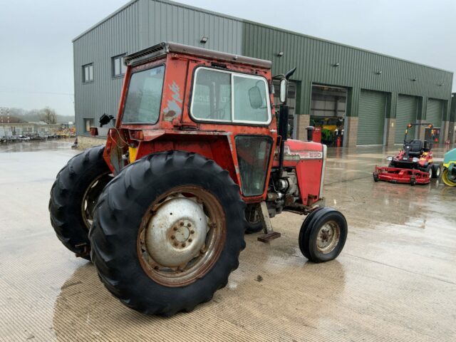 Massey Ferguson 590 2WD Tractor (ST22106)