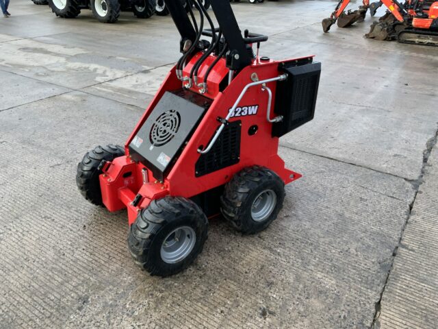 Wheeled Skid Steer Loader 323W