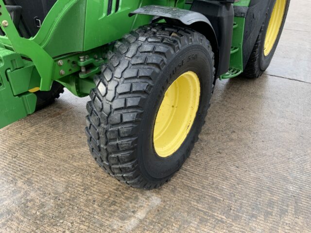 John Deere 6115M Tractor (ST21805)