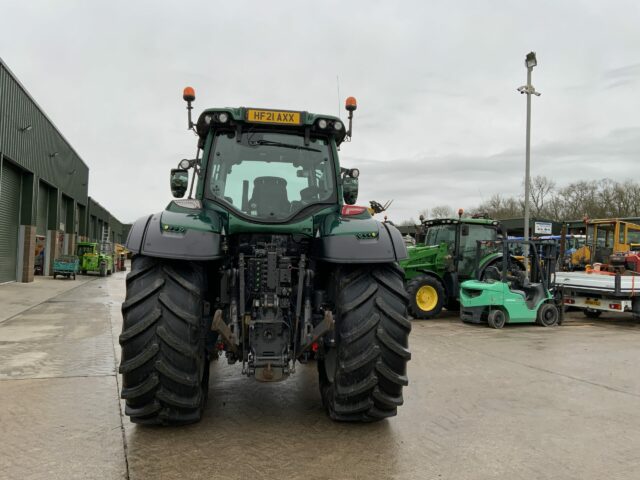 Valtra T214 Direct Tractor