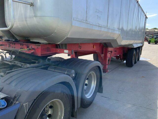 Crane Fruehauf Tri Axle Bulker Trailer (ST19948)