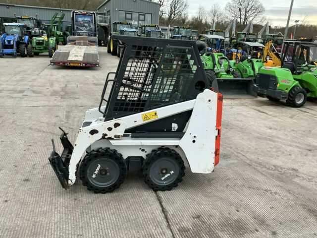 Bobcat S70 Mini Wheeled Skid Steer (ST21902)