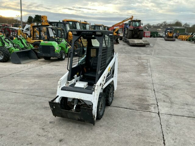 Bobcat S70 Mini Wheeled Skid Steer (ST21902)