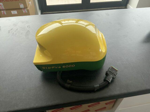 John Deere Starfire 6000 Guidance Pod