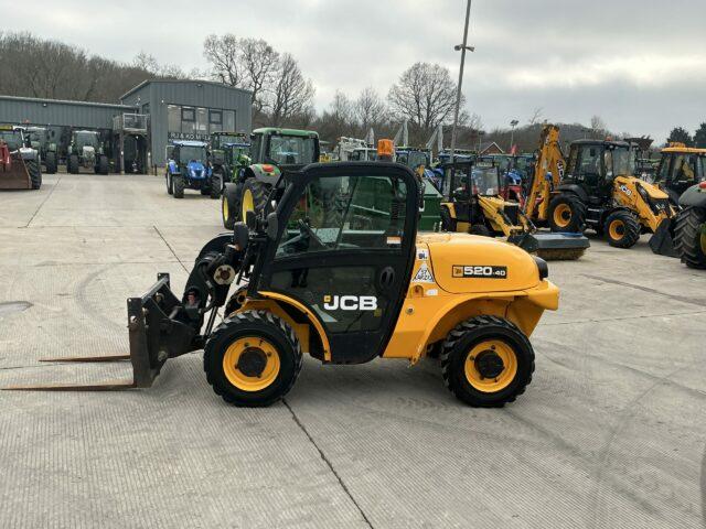 JCB 520-40 (ST22074)