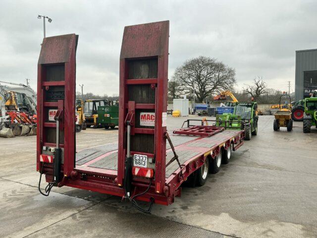 McCauley 25ft DL3-25A Tri Axle Drag Trailer (ST21853)