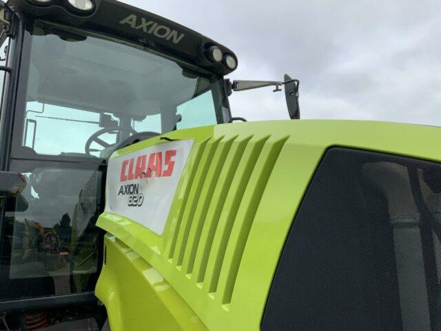 Claas Axion 820 Tractor (ST20874)