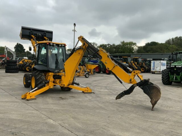 JCB 3CX Eco Wheeled Digger (ST21055)