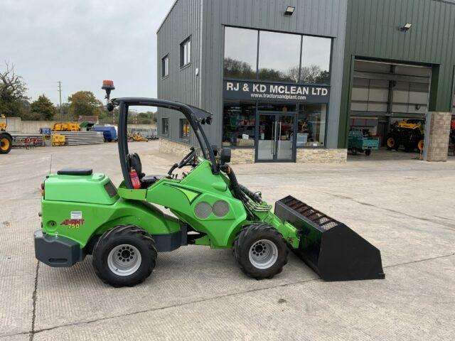 Avant 750 Wheeled Telescopic Loading Shovel (ST20943)