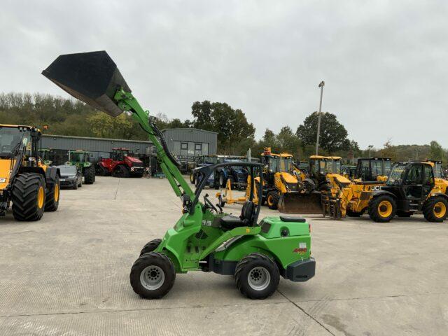 Avant 750 Wheeled Telescopic Loading Shovel (ST20943)