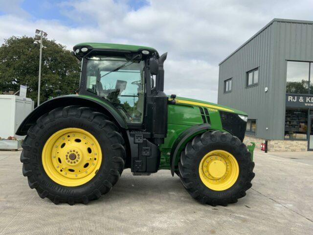 John Deere 7250R Tractor (ST20976)