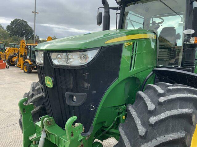 John Deere 7250R Tractor (ST20976)