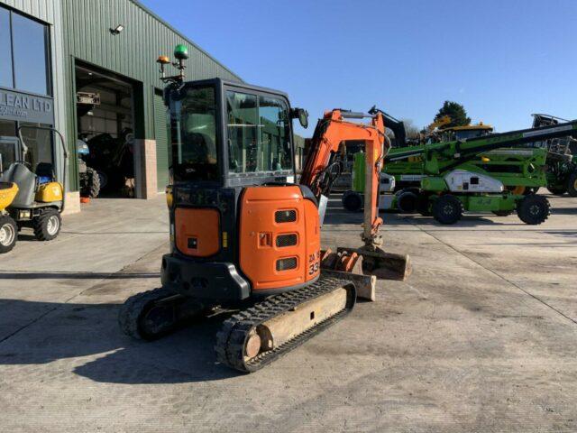 Hitachi Zaxis 33U Digger (ST21548)